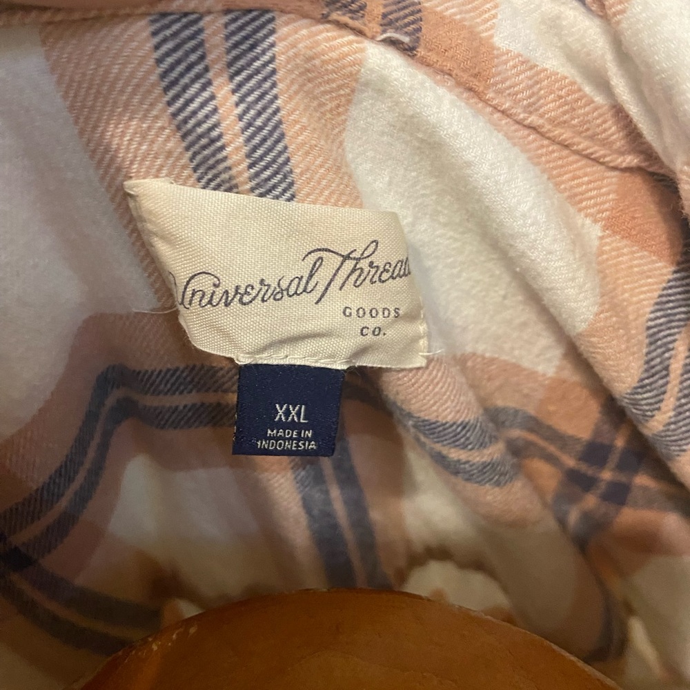 Universal Thread Flannel - Picture 5 of 5
